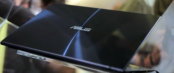 ASUS показала первый в мире ноутбук, защищенный Gorilla Glass 3