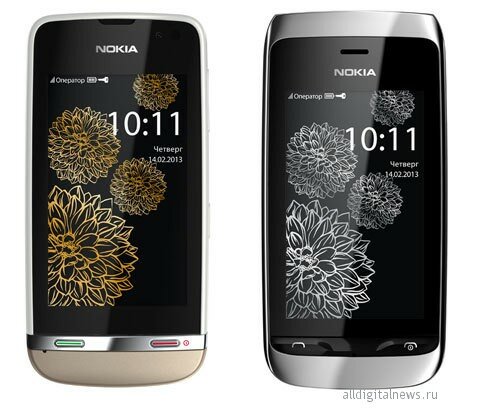 Продажи Nokia Asha Charme стартуют в России в конце января 2013 г.